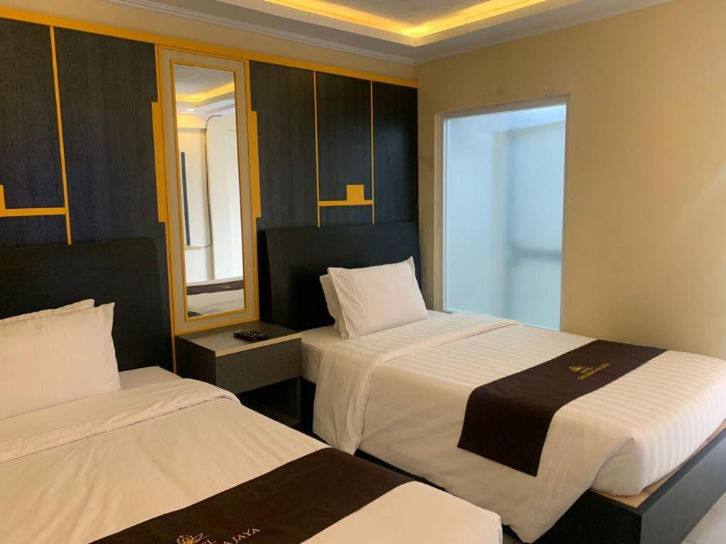 Hotel Guci Kencana Jaya Tuwel ภายนอก รูปภาพ