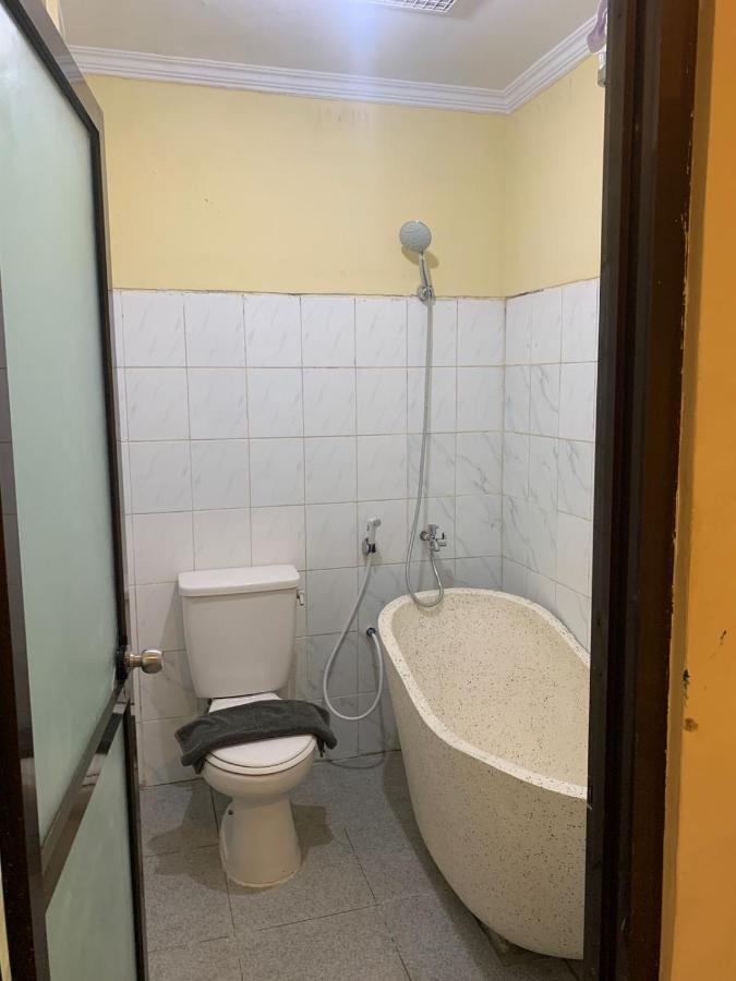 Hotel Guci Kencana Jaya Tuwel ภายนอก รูปภาพ