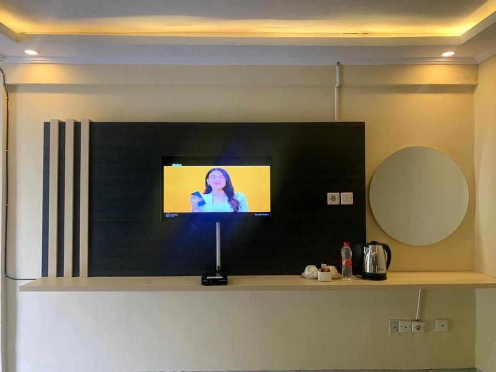 Hotel Guci Kencana Jaya Tuwel ภายนอก รูปภาพ