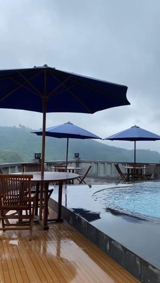 Hotel Guci Kencana Jaya Tuwel ภายนอก รูปภาพ