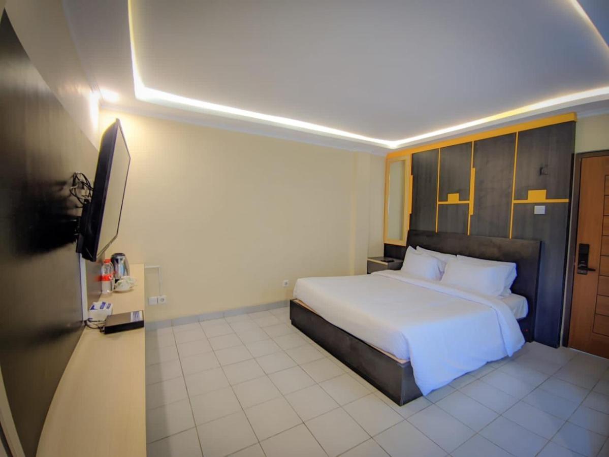 Hotel Guci Kencana Jaya Tuwel ภายนอก รูปภาพ